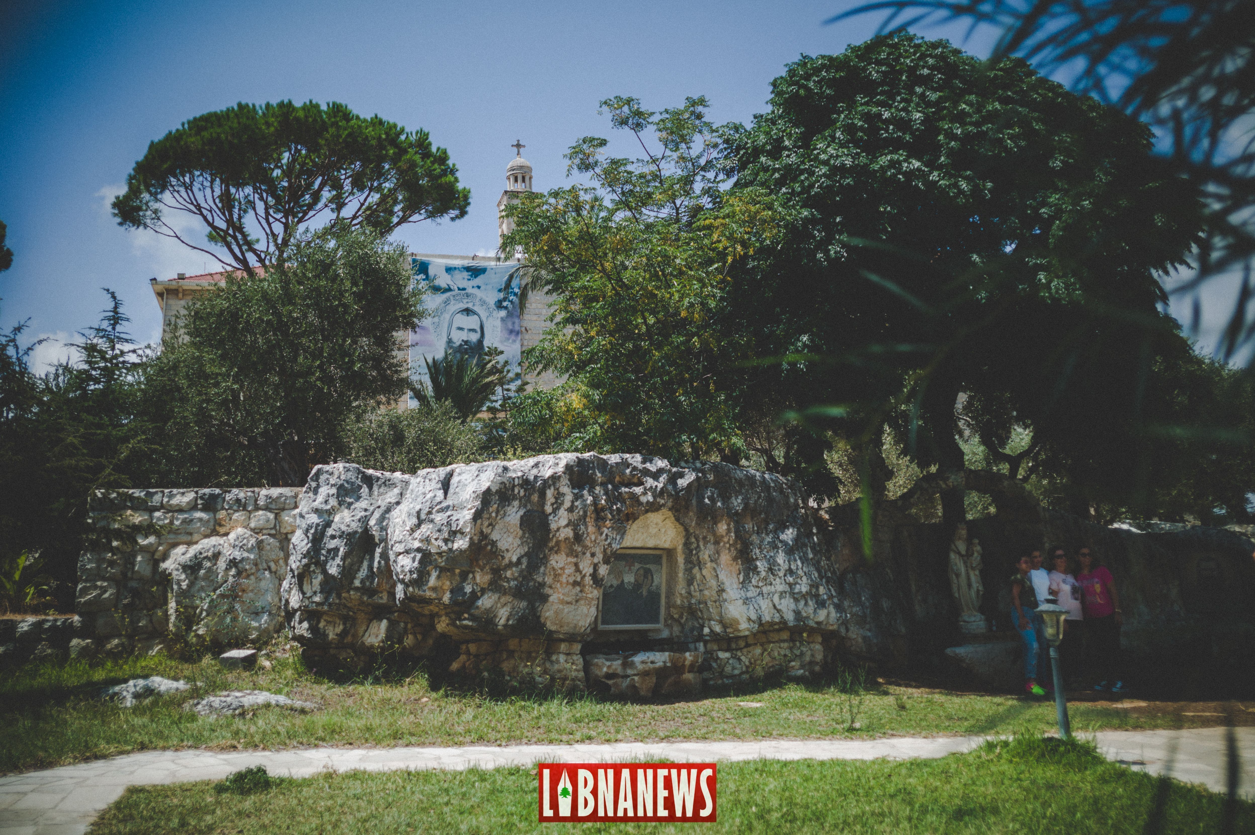 El altar de la Virgen del monasterio de Kfifane. 