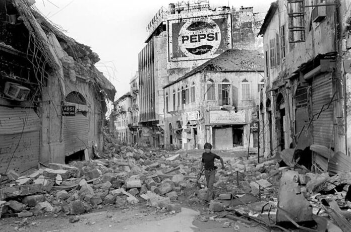 Downtown Beirut destroyed during the Civil War. Photo credit DR