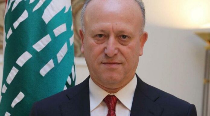 Ashraf Rifi ne rejoindra pas le bloc des Forces Libanaises