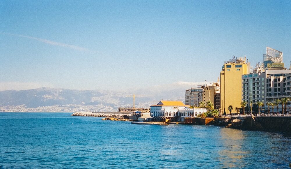 Vue depuis la corniche de Beyrouth. Crédit photo: François el Bacha pour Libnanews.com. Tous droits réservés