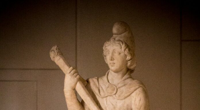 Un trésor du Liban au Louvre: Les statuettes cultuelles de Mithra originaires de Sidon