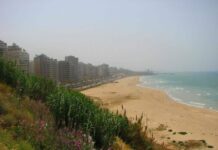 Une bouteille à la mer, pour que la dernière plage de Beyrouth reste publique Échauffourée entre manifestants et partisans d'Amal à Ramlet el Baida