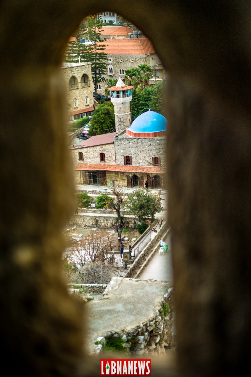 La mosquée du Sultan Abdul Majid vue depuis le Château de Byblos. Crédit Photo: François el Bacha pour Libnanews.com. Tous droits réservés.
