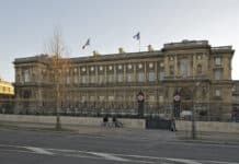 la France condamne l’attaque contre israël et appelle à une désescalade militaire au moyen-orient