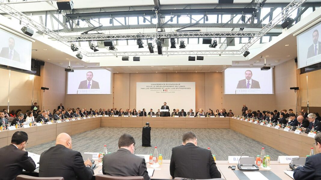 Photo de la conférence CEDRE d'aide économique au Liban qui s'est tenue le 6 avril 2018 à Paris, en présence du Premier Ministre Libanais Saad Hariri et de 46 pays et organisations. Crédit Photo: Dalati & Nohra.