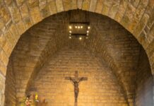 El Santuario de la Virgen de Harissa (con video)