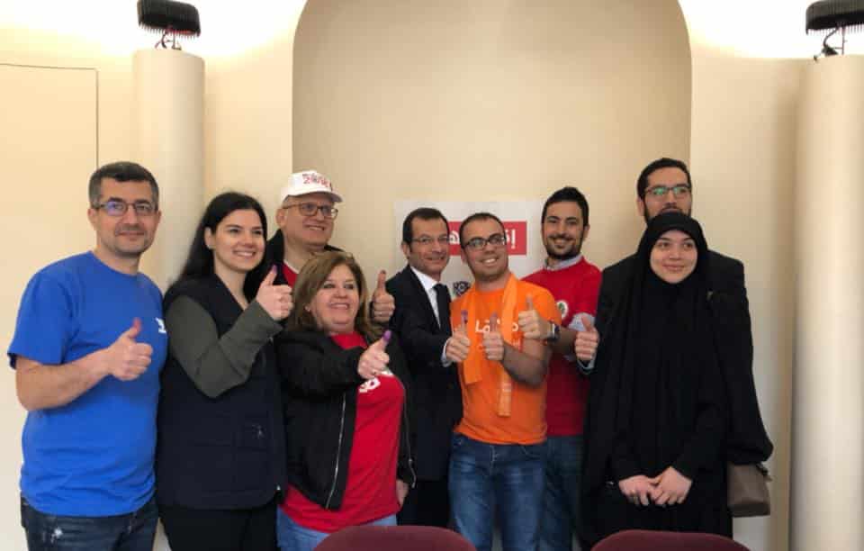 Les expatriés libanais votent aujourd'hui, ici au bureau de vote de Boulogne-Billancourt. Source Image: Ambassade du Liban en France - Facebook