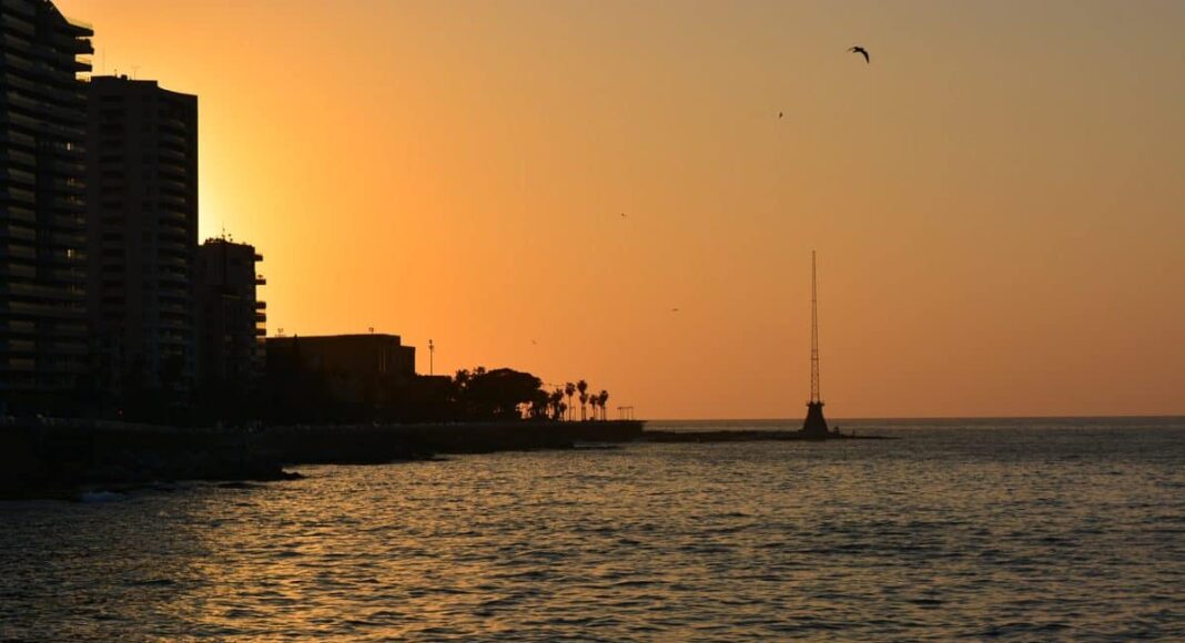 Le coucher du Soleil sur Beyrouth. Crédit Photo: RahelRizgar22 , Pixabay