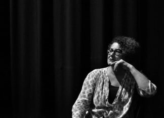 Lina Abyad, un amour de théâtre, Le public le sent : ma liberté est la sienne Photo Lina Abyad, credit Maya Alameddine.