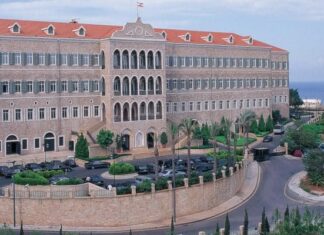 Les manoeuvres pour former le gouvernement se poursuivent