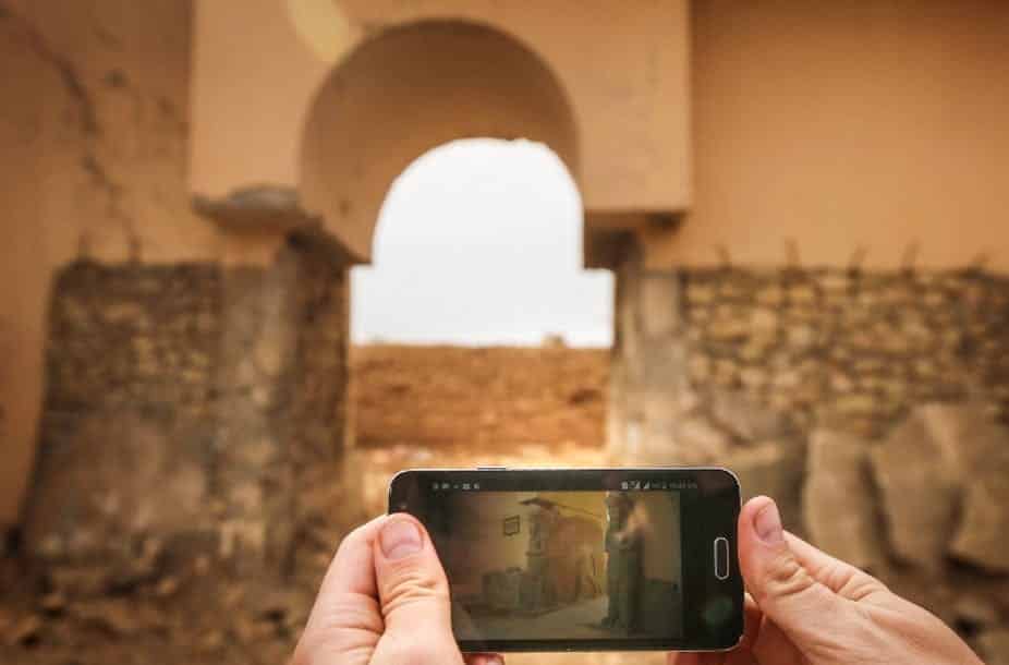 Photo datée du 15 novembre 2016, montrant les ruines de l'antique cité de Nimrud, à quelques 30 kilomètres de Mossoul, où de nombreuses pièces ont été pillées. SAFIN HAMED / AFP