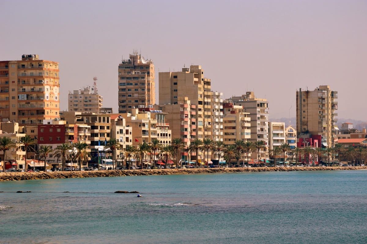 Une Française de 87 ans tuée dans l'effondrement d'un immeuble au Liban