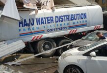 L'accident impliquant un camion surchargé et dont les freins ont lâché ce jeudi 16 aout à Mansourieh. Photo circulant sur les réseaux sociaux. Crédit DR.