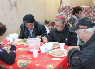 La société civile se bat seule pour lutter contre la faim et la pauvreté