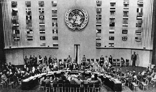L'adoption de la déclaration universelle des droits de l'Homme à l'ONU.