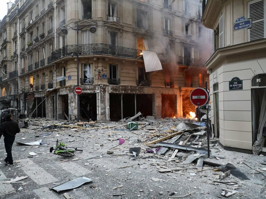 Explosion dans un quartier touristique de Paris