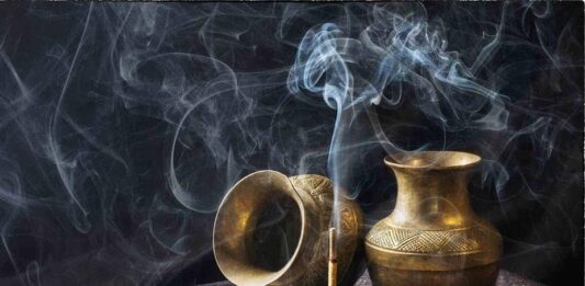 Le parfum de Dieu dans l’Antiquité, un mystère hors de portée ?