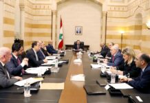 Le Premier Ministre présidant le Comité Interministériel en charge de rédiger la lettre d'intention du gouvernement, ce mercredi 6 février 2018. Crédit Photo: Dalati & Nohra.