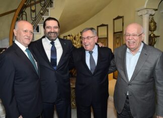 Ashraf Rifi choisit de soutenir la candidate du Futur et se rapproche de Saad Hariri Le Premier Saad Hariri, l'ancien Premier Ministre Fouad Saniora et l'ancien Ministre de la Justice Ashraf Rifi. Crédit Photo: Dalati & Nohra