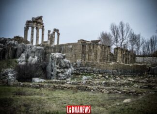 Ruins of the Roman temple of Faqra. Dedicated to the king of the gods, Jupiter, this temple integrated into local stones is located on the road linking Beirut to Baalbeck, whose architecture it recalls. This is the Roman temple located at the highest attitude. The outer wall of the sanctuary is about 75m long and 35m wide. To the east, the facade is decorated with pilasters and bordered by a portico 6m deep. A large pole arranged in the middle of the peribolus provides access to the interior of the sanctuary. Inside the sanctuary is divided into two parts: first a square paved courtyard bordered on three sides by porticoes which by stairs then leads to an upper terrace where the temple is located. The temple does not rest on a real podium but on a massive foundation. Its walls are built in double apparatus, with blocks of ocher sandstone. The prostyle is made up of blocks carved out of gray limestone. Dating The construction of the sanctuary is dated to the 1st c. apr. based on the decoration of the porticoes and on the architectural characteristics of the temple (deep cella, absence of a podium. However, it is possible that the development of the sanctuary continued over a long period. Attribution The sanctuary is attributed to the Jupiter of Heliopolis, the current Baalbeck. It is based on the dedication of a small altar to Zeus of Heliopolis, discovered in the ruins of the cella. In reality no conclusion is assured either by this inscription , nor by the texts read on the architraves of the porticoes of the courtyard or the temple. Source text: http://fr.wikipedia.org/wiki/Qalaat_Faqra Photo credit: François el Bacha. All rights reserved. Visit my blog: http ://larabio.com