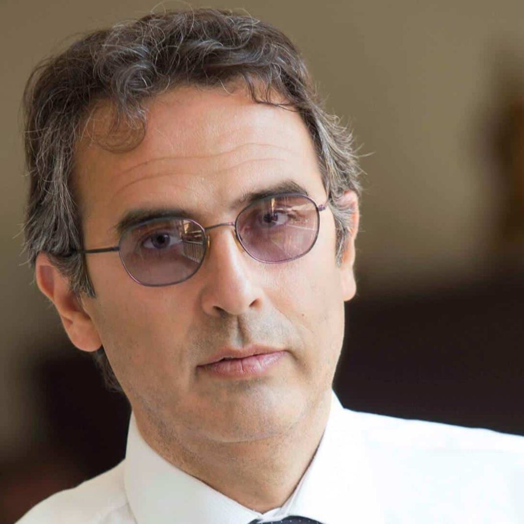 Le directeur général du Ministère des Finances Alain Bifani. Source Photo: Facebook
