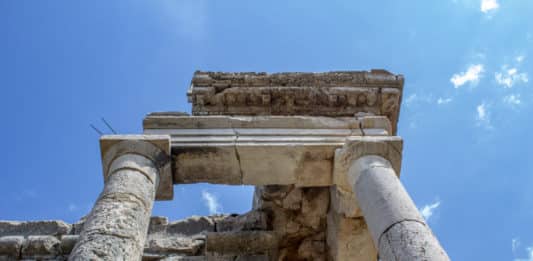 Liban/Patrimoine: Sur les Traces d'Adonis, le temple de Mechnaqa