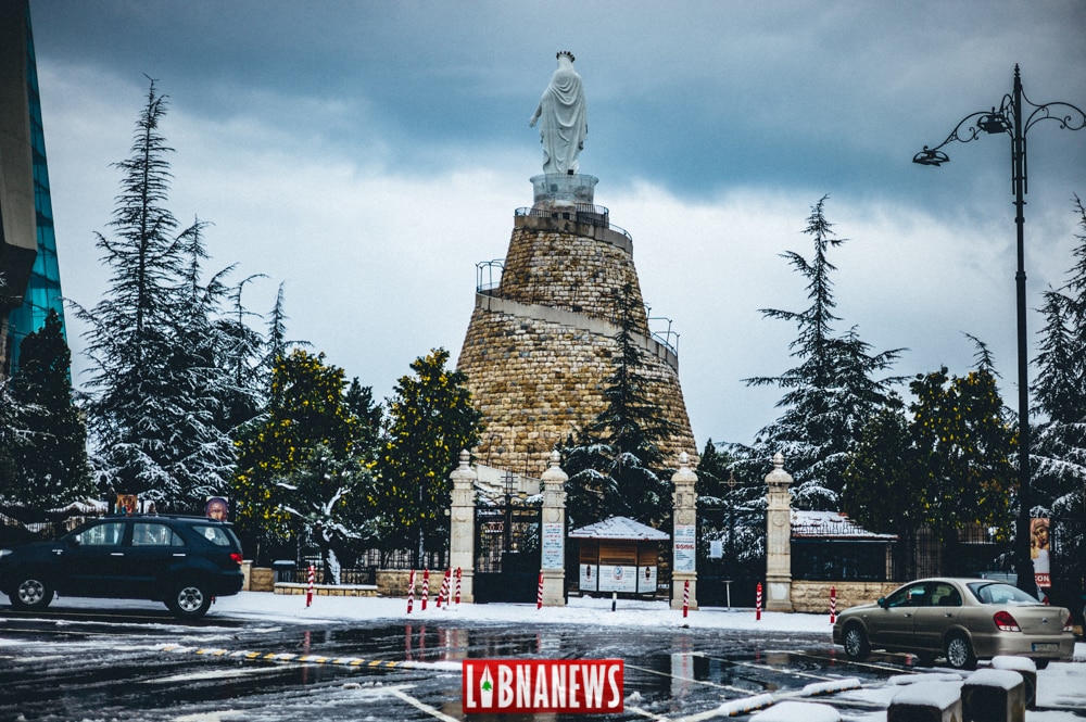 Le Liban en Image: Notre Dame de Harissa sous la neige