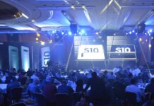 300 PROPRIÉTAIRES DE MAGASINS DE TELEPHONES PORTABLES OBTIENNENT UNE ORIENTATION DE LANCEMENT SUR LA SÉRIE SAMSUNG GALAXY S10