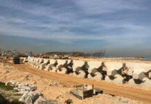 Liban: Vers une extension de la décharge de Bourj Hammoud La mise en place de la décharge de Jdeideh et au loin celle de Bourj Hammoud. Crédit Photo: Libnanews.com