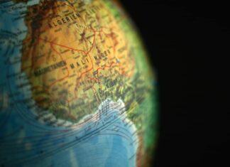 M. DHINA et H. BAALA, des agents «khilafistes et printanistes» anéantis par le livre-enquête de A. Bensaada !