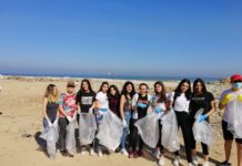 Les libanais nettoient les plages Crédit Photo: Page Facebook de l'opération Big Blue.