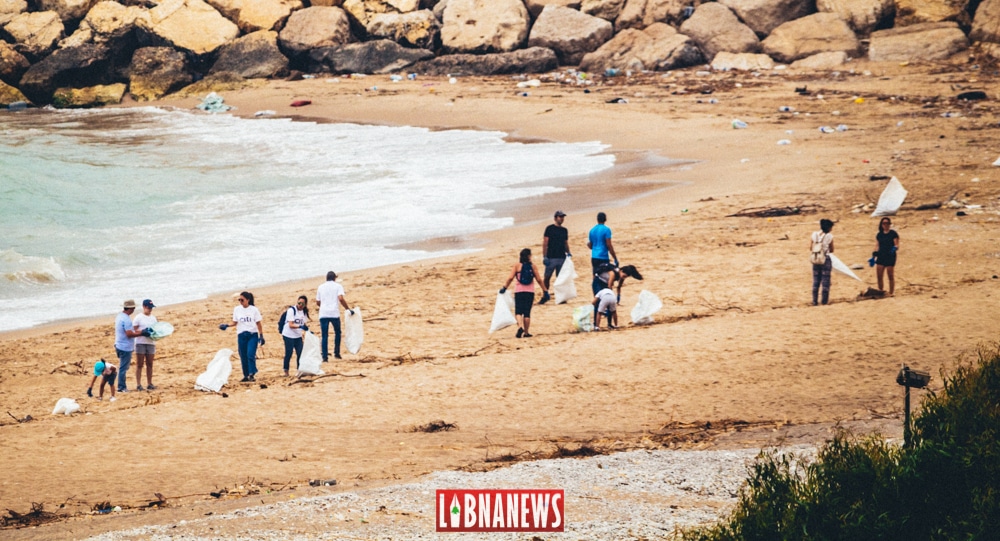 #SaveOurFace: l&rsquo;opération qui vise à nettoyer les plages du Liban, lancée