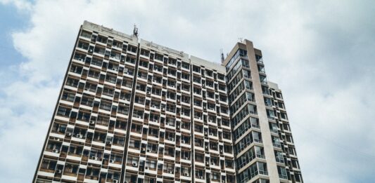 Le siège de l'Electricité du Liban (EDL).Crédit Photo: François el Bacha pour Libnanews.com. Tous droits réservés