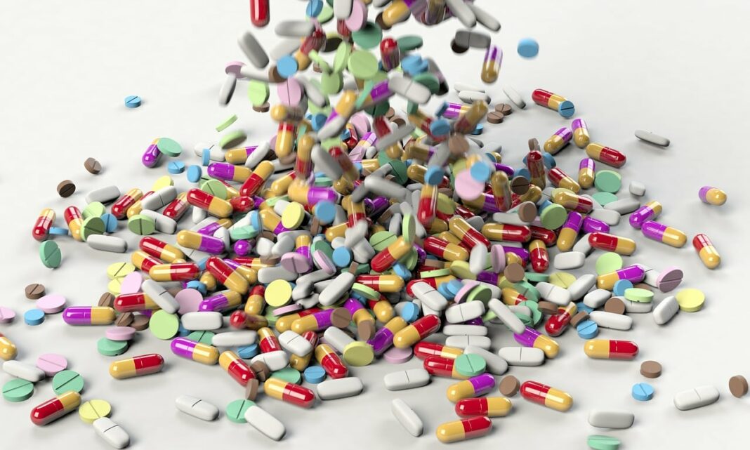 Crise des médicaments au Liban : entre pénurie et marché noir, les patients incurables à l'agonie