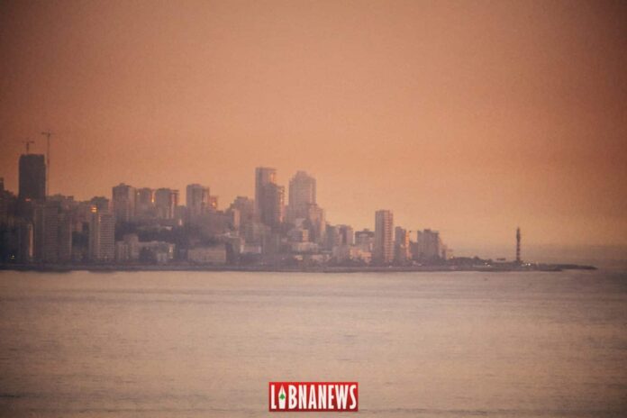 Libnanews crise immobilier coucher du soleil Coucher du Soleil sur la ville de Beyrouth. Crédit Photo: François el Bacha pour Libnanews.com