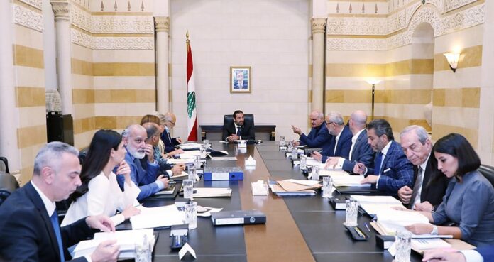Dalati Pr-Minister-Saad-Hariri-Heading-a-Meeting-for-Garbadge-Solution-1 La réunion du Conseil des Ministre ce 27 août 2019. Crédit Photo: Dalati & Nohra