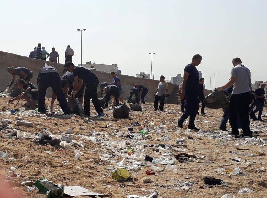 Dossier: Plastique en Méditerranée, un océan étouffe sous les déchets