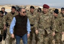 Le Ministre de la Défense Elias Bou Saab avec le Commandant de l'Armée Libanaise, Joseph Aoun. Source Photo: Twitter