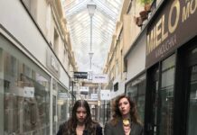 Invitation to the Van Jadid Showroom in Paris