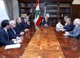 Le Président de la République reçoit les dirigeants de l'AUB et de l'USJ