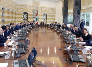 Saad Hariri depuis Baabda détaille un plan visant à réduire le déficit à 0.6% du PIB et se prononce pour des élections législatives anticipées "si le peuple le souhaite".