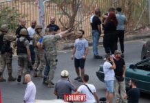 Liban:Au 7ème jour des manifestions, l’ensemble du pays toujours paralysé, une journée à risque s’annonce Barrage au niveau de Nahr Kalb. Crédit Photo: Libnanews.com. Tous droits réservés.