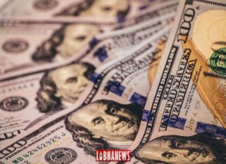 La Banque du Liban tente une nouvelle fois de limiter l’effondrement de la livre dans les marchés parallèles Des billets de 100 dollars. Crédit Photo: Libnanews.com