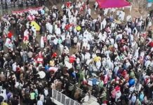 Heurts entre les manifestants à Riad el Solh Heurts entre les manifestants à Riad el Solh