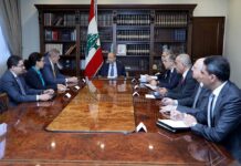 Le coordinateur spécial de l'ONU pour le Liban, avec le Président de la République, le Général Michel Aoun, le 19 novembre 2019. Crédit Photo: Dalati & Nohra