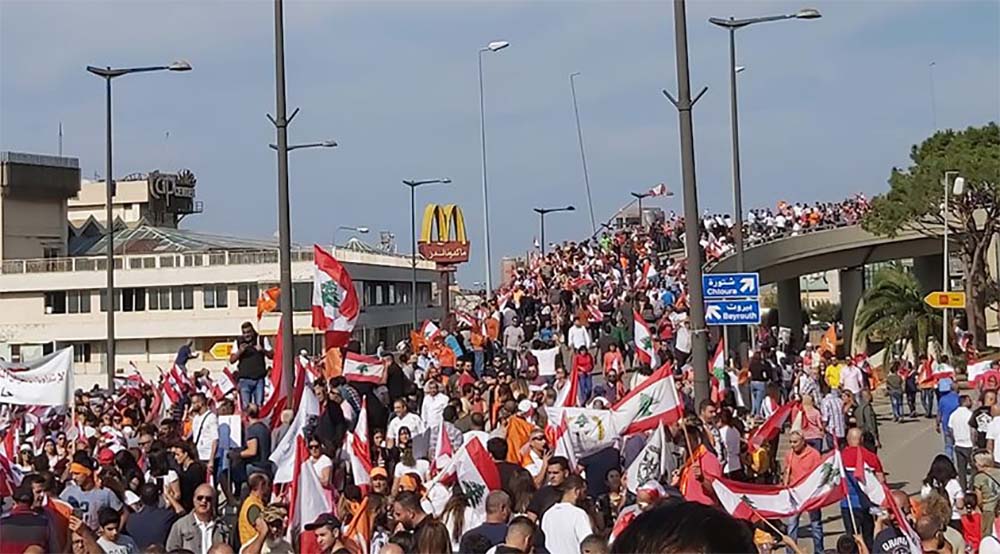 Le CPL organise une manifestation de soutien au Président de la République