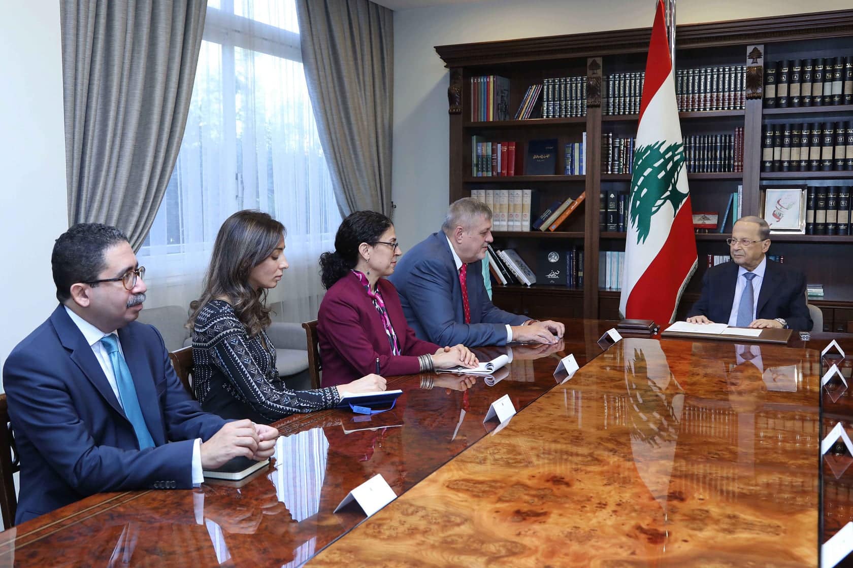 La première tâche du prochain gouvernement, la lutte contre la corruption (Aoun)