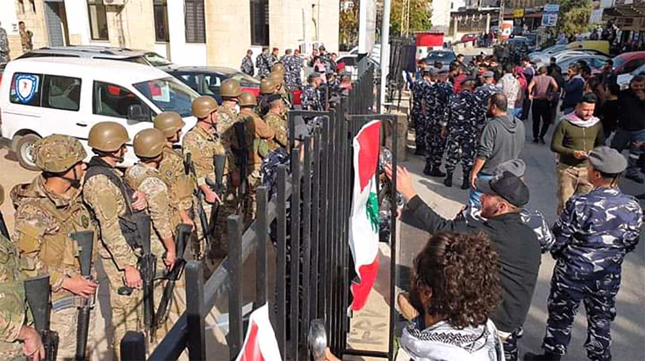 Liban/Jour 41: Le ton monte entre Amal, le Hezbollah et les Manifestants, alors que Saad Hariri retire sa candidature