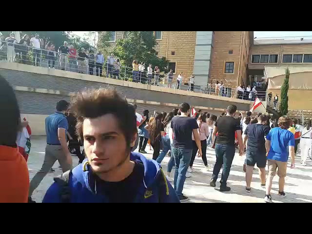 Liban/Jour 22: Les étudiants à nouveau dans la rue Liban/Jour 22: Les étudiants à nouveau dans la rue