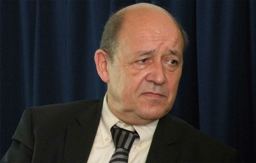Jean-Yves Le Drian réaffirme le soutien de la France au Liban lors de sa rencontre avec Najib Mikati